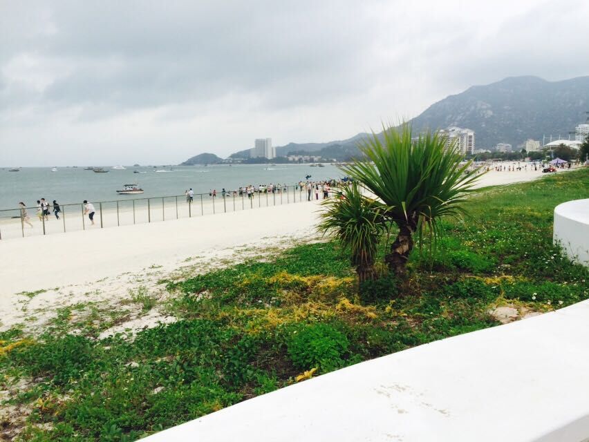潠寮湾的海岸线